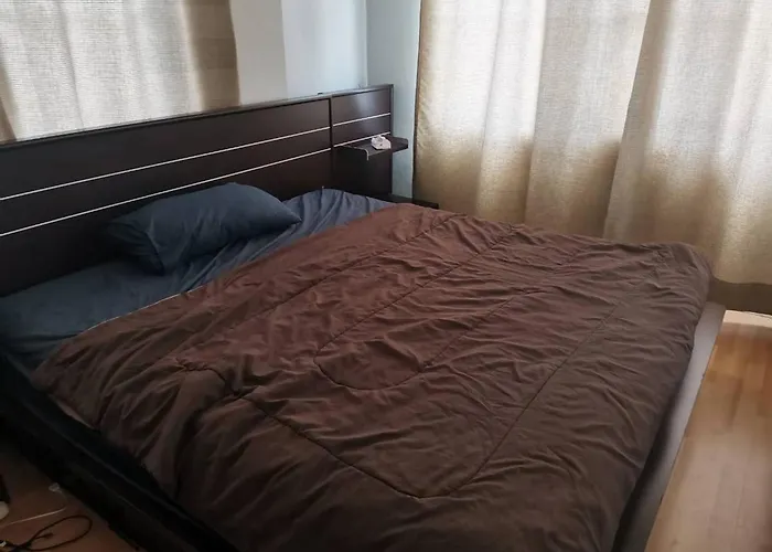 Pasonhouse 4bedrooms For 8 Members *